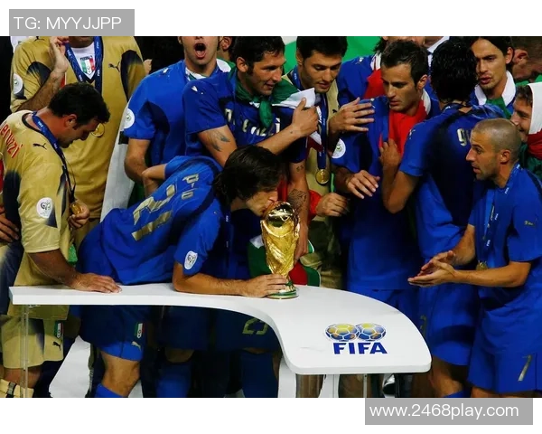 意大利足球明星与华裔妻子的爱情故事揭示文化交融之美 意大利足球明星与华裔妻子的爱情故事揭示文化交融之美