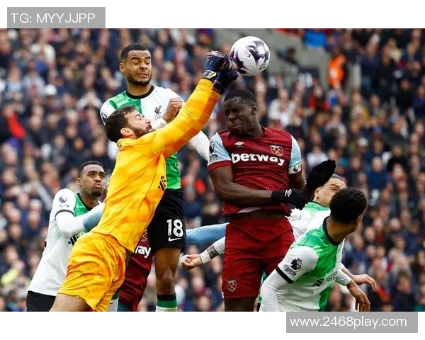 梦幻足球明星在关键时刻失误射门无果引发球迷热议 梦幻足球明星在关键时刻失误射门无果引发球迷热议