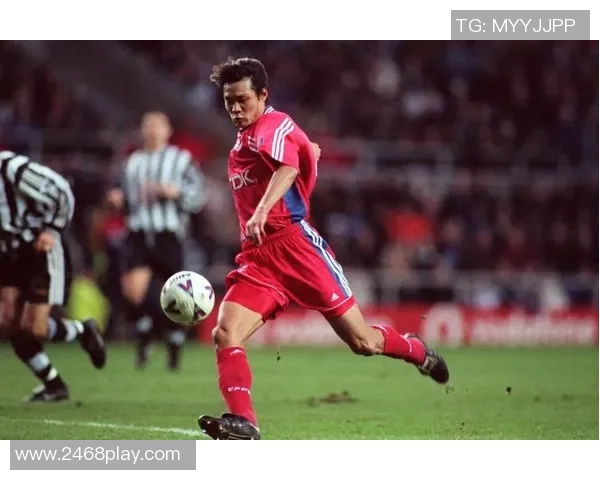 现役足球明星全景解析及其最新动态一览表 现役足球明星全景解析及其最新动态一览表